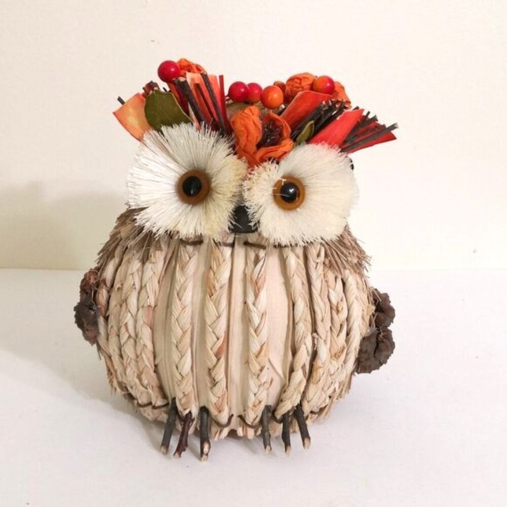 Harvest‎ Natural Owl With Flower Crown 7"Hx6.5Wx4"D